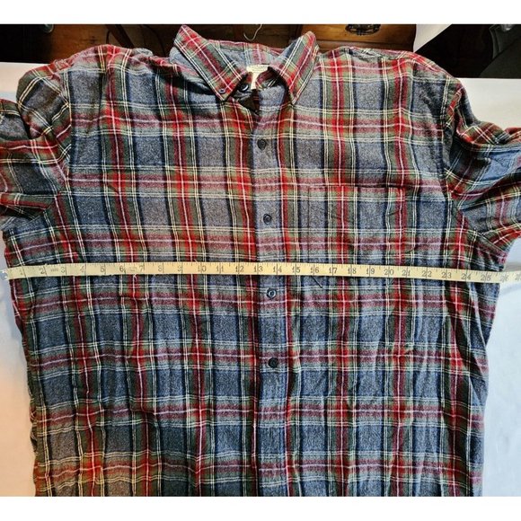 L.L. Bean Men's Flannel Shirt Size XL Regular Slightly Fitted Button Down - Picture 4 of 9